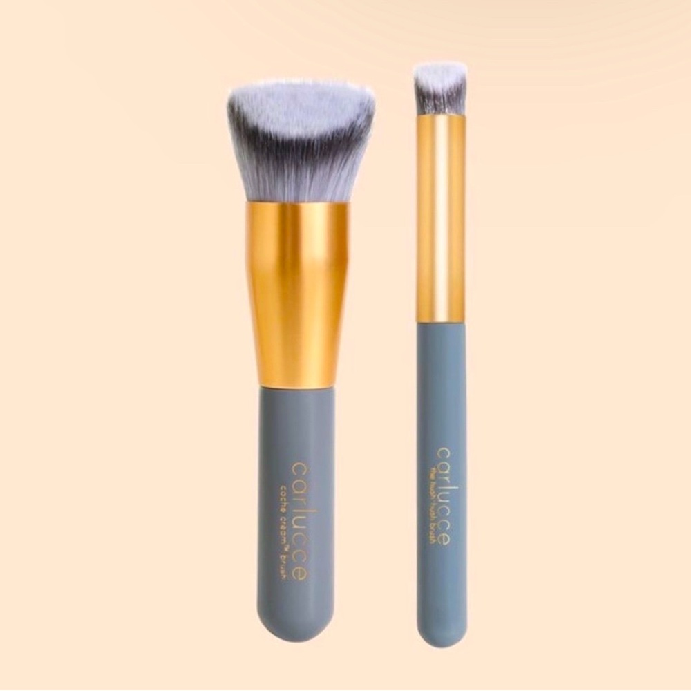 NEW Carlucce brush set Cache Cream Brush Hush Hush Brush